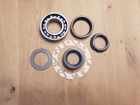 Bearing kit