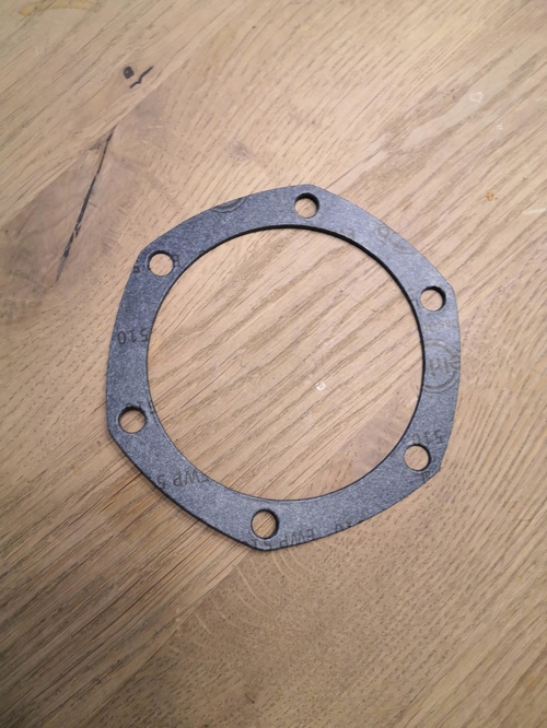 Control housing gasket for W113