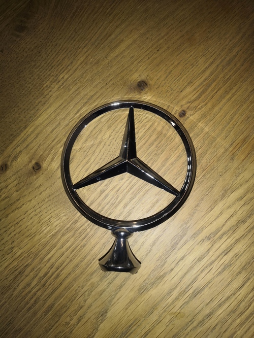 Mercedes Star